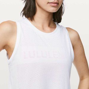 Lululemon Breeze By Muscle Crop Tank